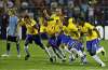 Nos p�naltis, Brasil vence Uruguai e vai � decis�o