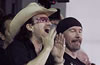 Bono canta ax� com Gil e Ivete Sangalo em Salvador