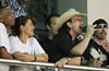 Bono canta ax� com Gil e Ivete Sangalo em Salvador
